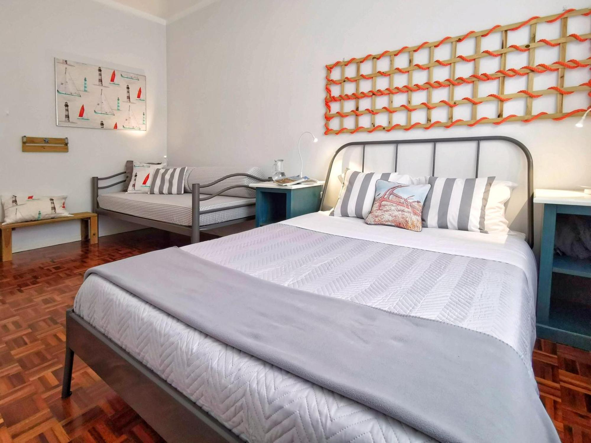 Roaz De Bandeira Guesthouse Olhao Ruang foto